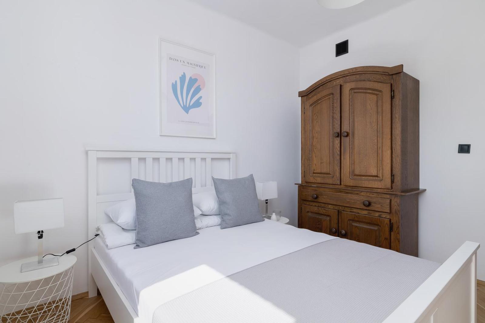 3 Bedroom Apartment-Aleja Daszynskiego- Grzegorzki Kraków Exteriör bild